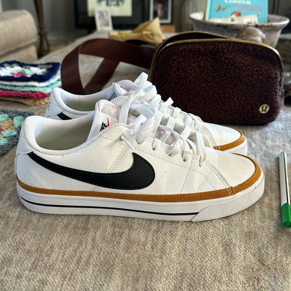 Nike, W US 8
